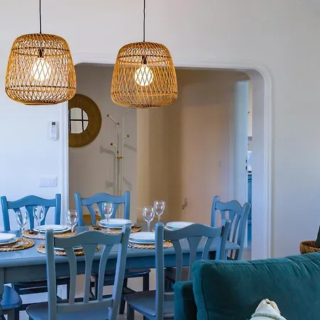 Tara Villa Tias