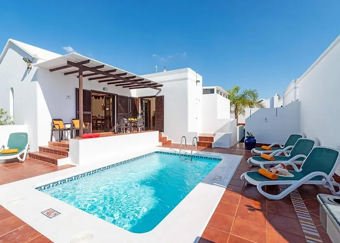 Tara Villa Tías