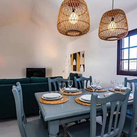 فيلة Tara تياس